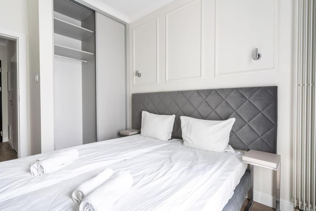 Chic & Luxury Apartment By Mennica Residence Βαρσοβία Εξωτερικό φωτογραφία